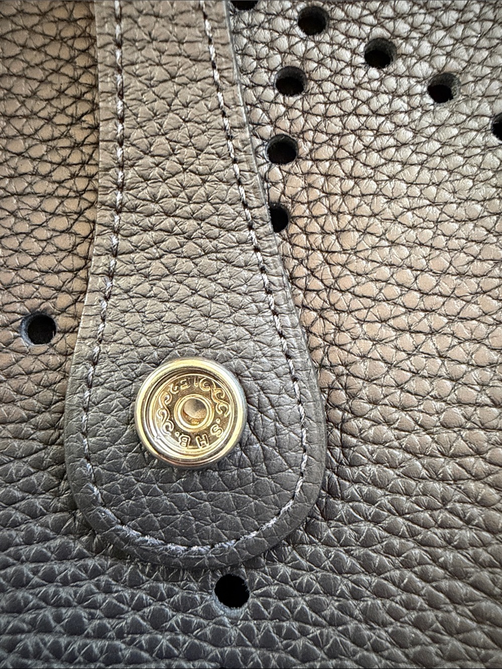Hermes Evelyne III 29 PM in Caban Clemance Leather - Picture 3 of 16